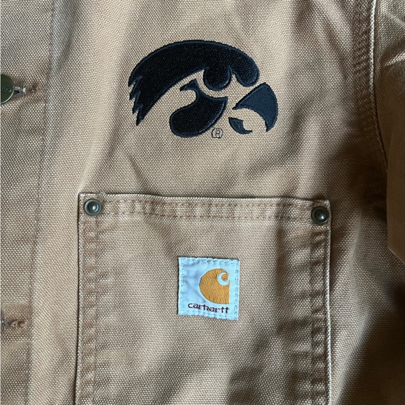 NWT Carhartt Canvas Iowa Hawkeyes Barn Jacket Small - Picture 4 of 10